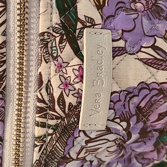Vera Bradley Floral Bag-LAVENDAR MEADOW.  NWT. - Picture 2 of 16